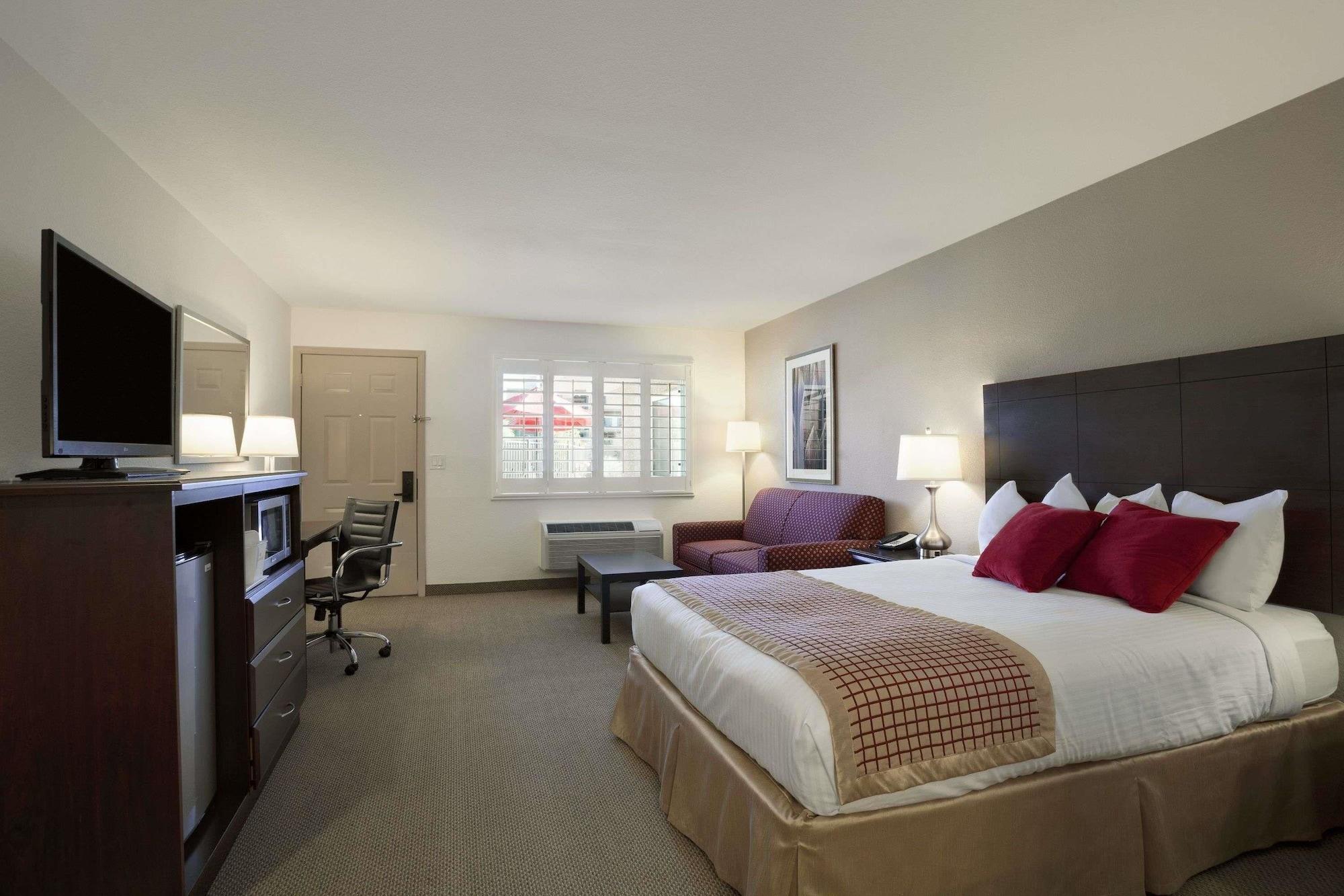 Infinity Inn & Suites Tempe Extérieur photo