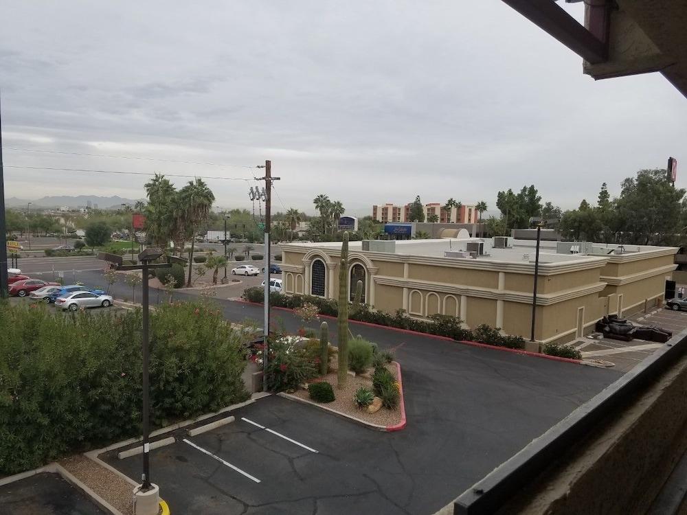 Infinity Inn & Suites Tempe Extérieur photo