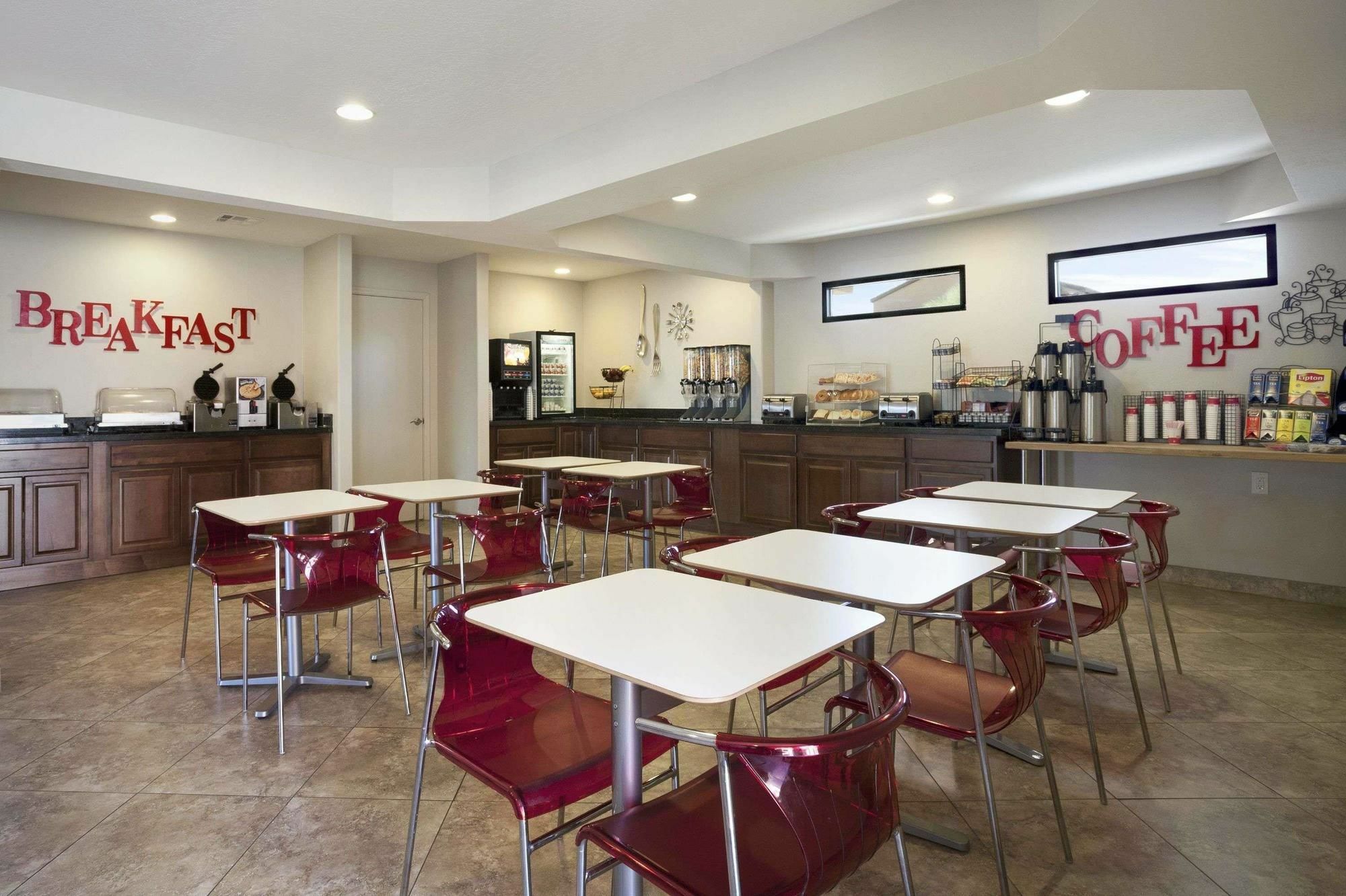 Infinity Inn & Suites Tempe Extérieur photo